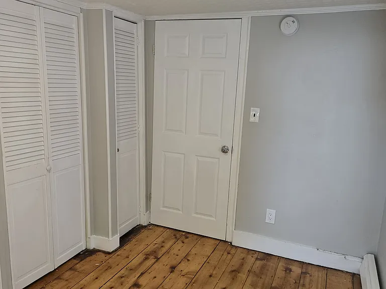 345 Washington Ave — Photo 9