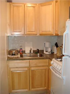 Rented by Luxury Property Group | media 34