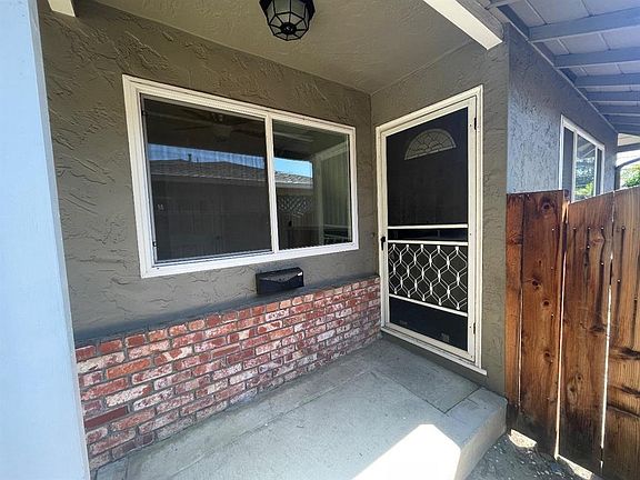 5th image of 2304 New Jersey Ave #2