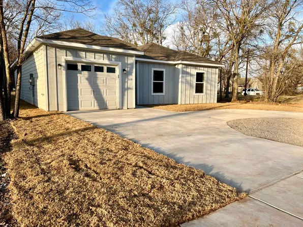 315 E College St, Sherman, TX 75090