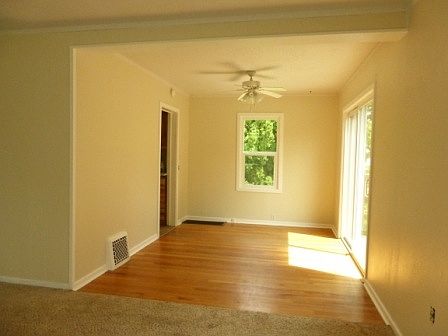 1st image of 1424 Thayer Dr