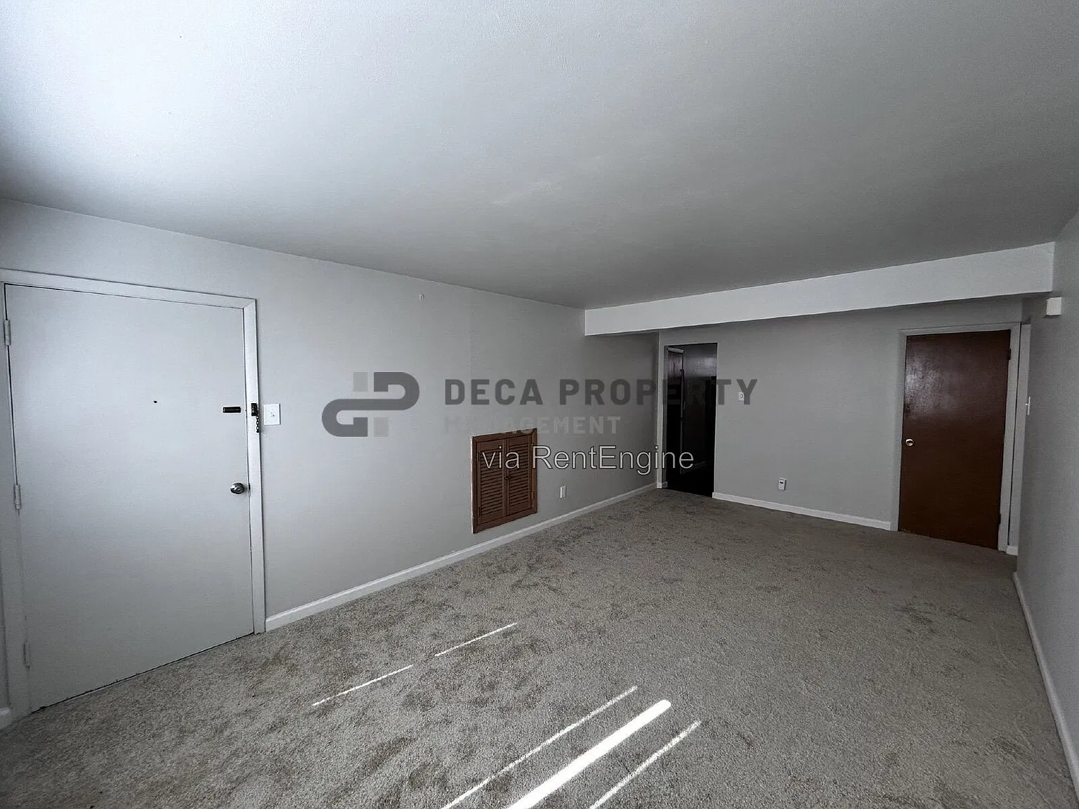 2 bed, 1.0 bath, 880 sqft, $1,050 — Photo 2