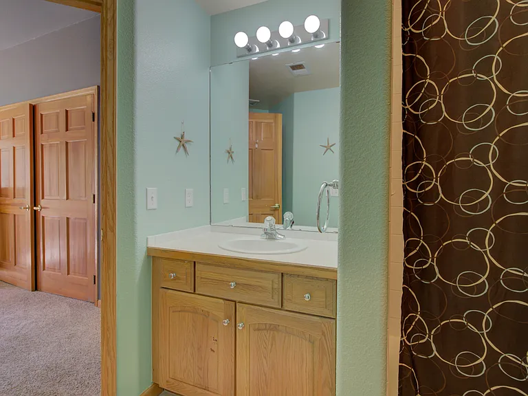 115 Eagle Canyon Cir — Photo 32
