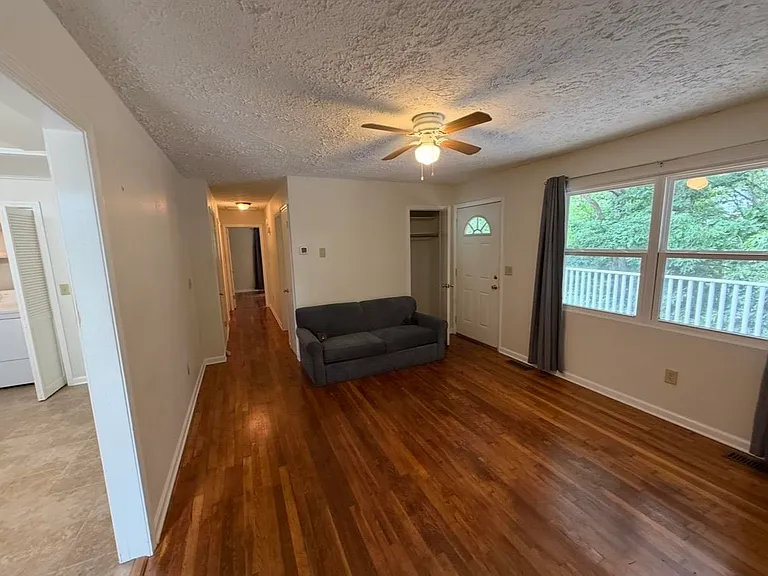 485 White Pine Dr — Photo 13