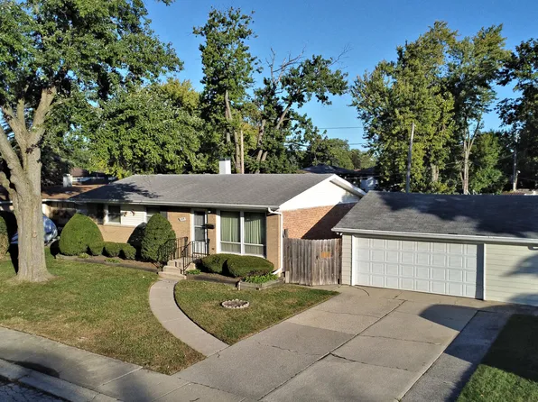 1354 E 158th St, South Holland, IL 60473