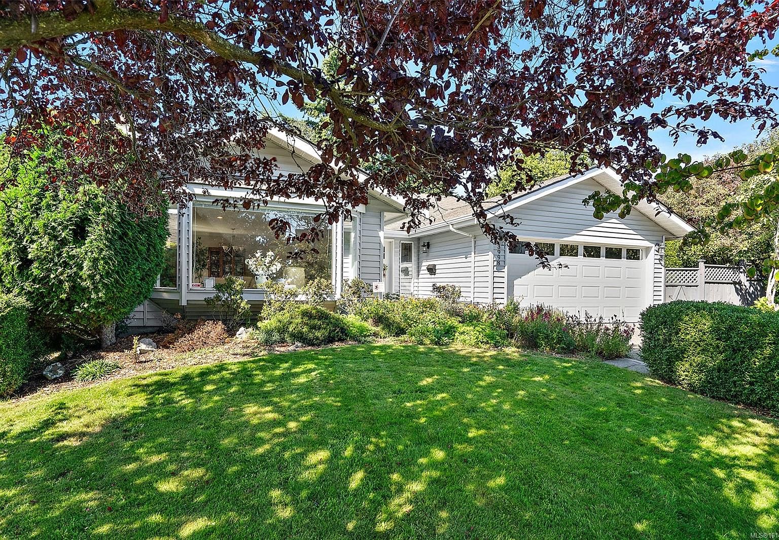3998 Cedar Hill Rd, Saanich, BC V8N 3C1 | MLS #1014622 | Zillow