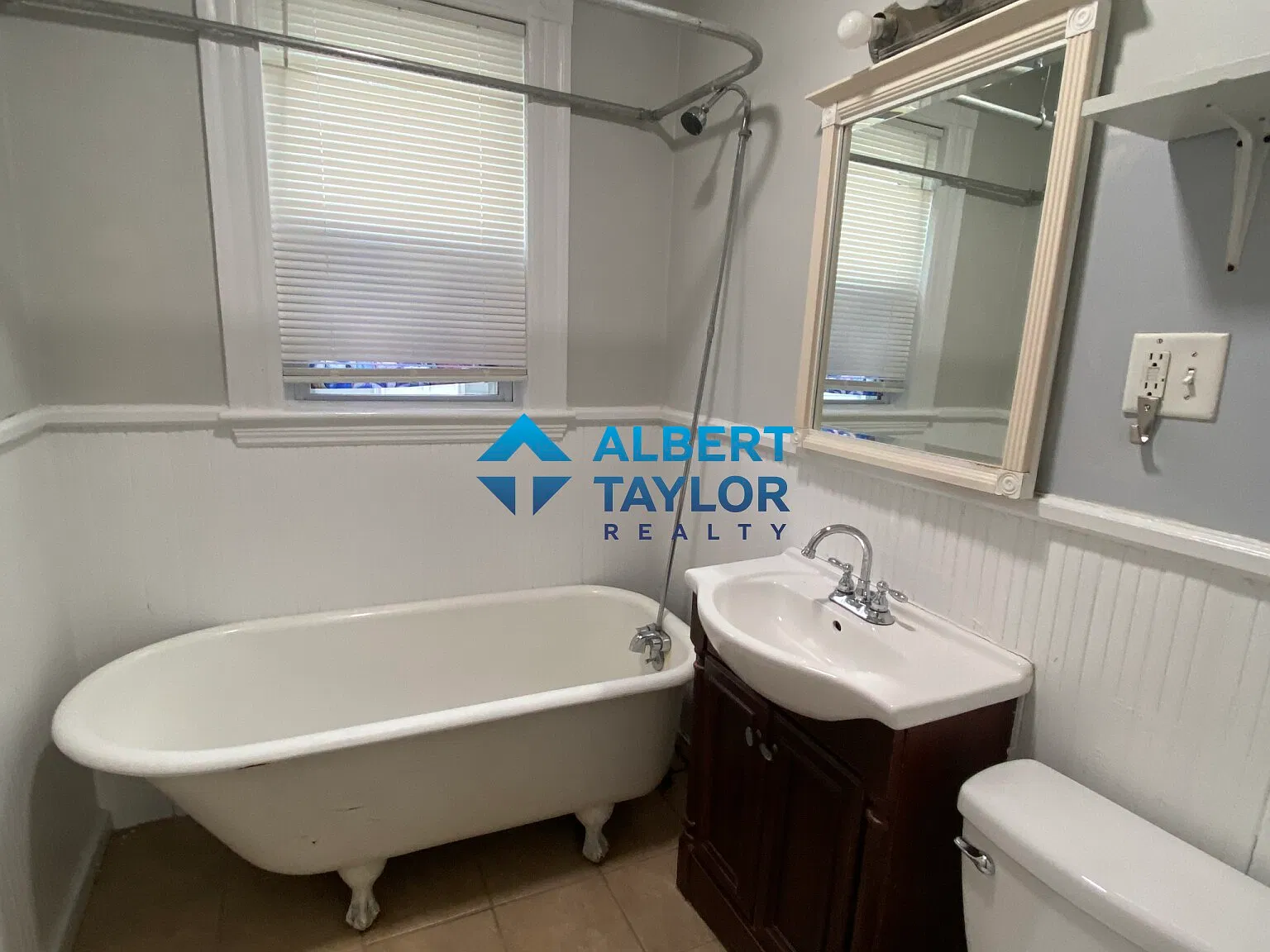 4 bed, 9999 sqft, $6,800 — Photo 3