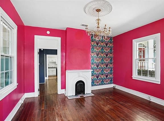 3rd image of 4812 Constance St