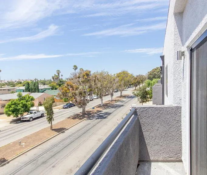 4620 S Slauson Ave — Photo 6