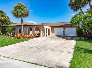 3805 SE 7th Ave, Cape Coral, FL 33904