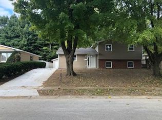 4005 S Milan Rd, Springfield, IL 62703