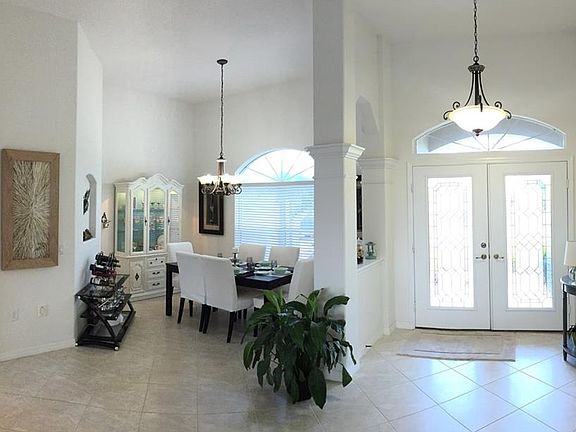2nd image of 7300 Spinnaker Blvd