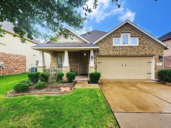 2nd image of 3814 Raintree Village Dr