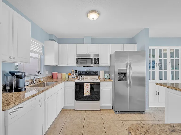 2401 Riverbluff Pkwy #V-240 — Photo 45
