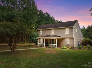 5236 Mount Holly Huntersville Rd, Charlotte, NC 28216