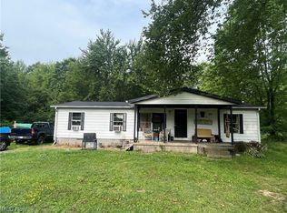 5563 Shaffer Rd NW, Warren, OH 44481