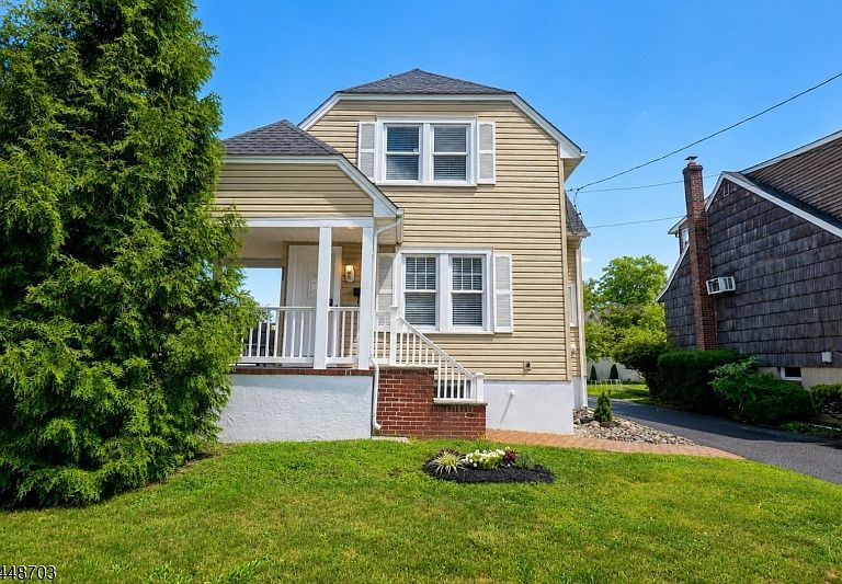 Listing photo 4