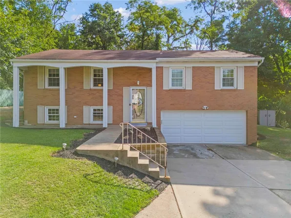 1024 Manorview Dr, Pittsburgh, PA 15227