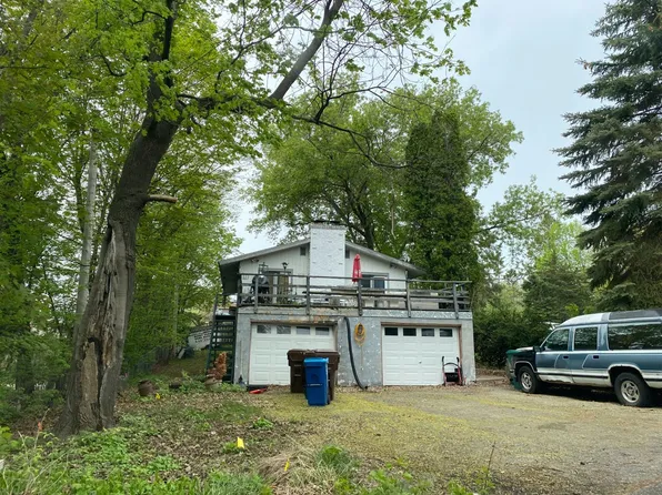 5110 Curve St, Greenwood, MN 55331