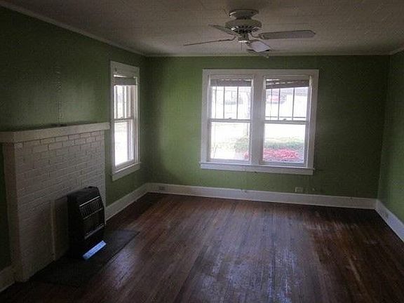 2nd image of 86 Rhubarb Ln