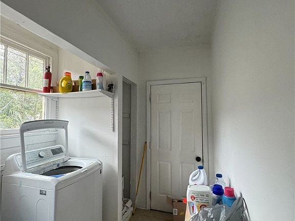 5th image of 1130 E 31 Street