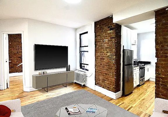 5th image of 208 E 82nd St APT 15