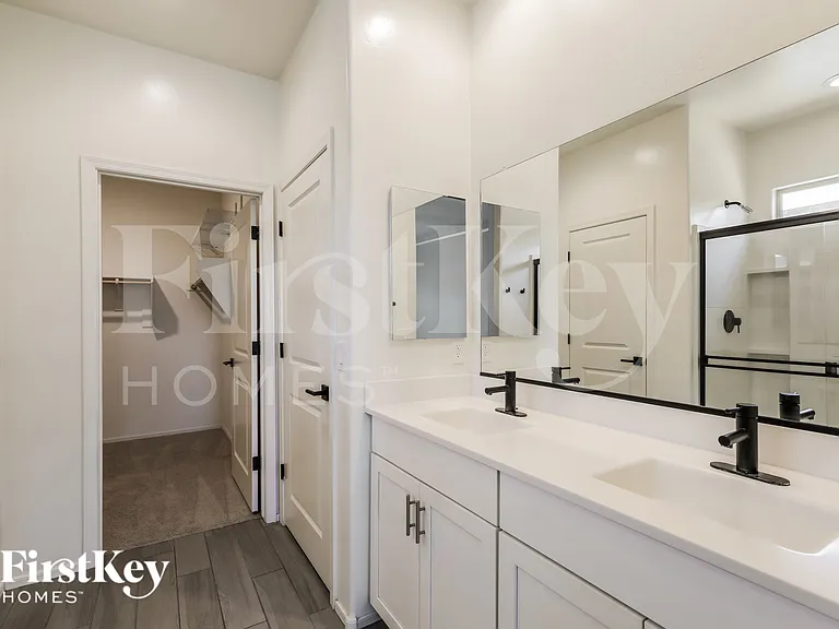 7436 S Via Plaza Del Maya — Photo 10