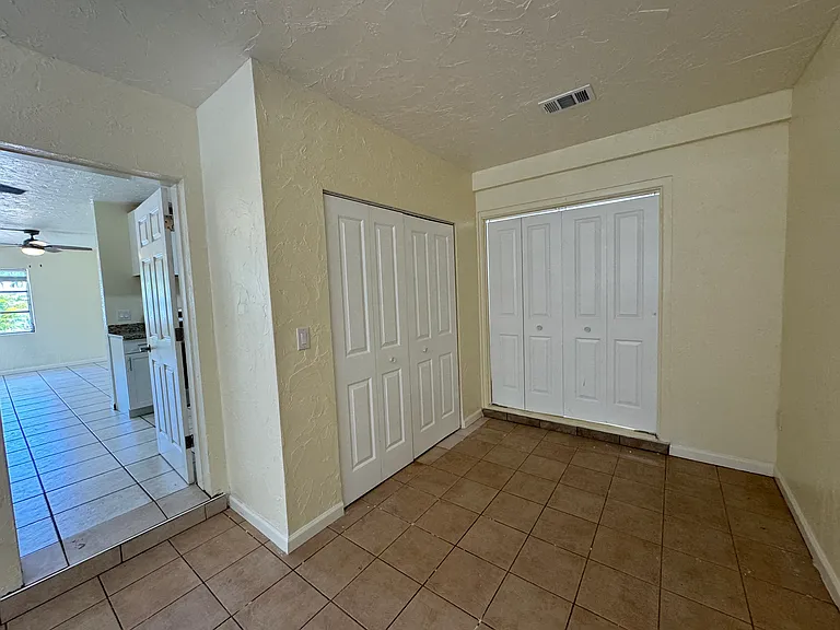 101 42nd St W — Photo 10
