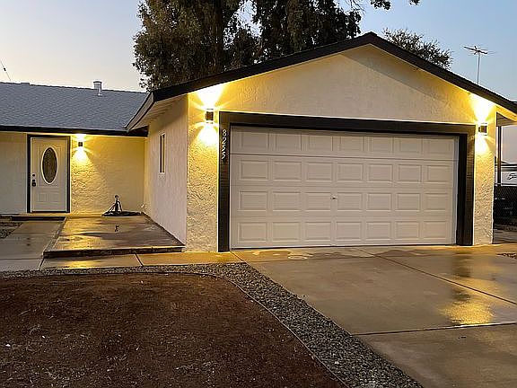2nd image of 8255 Villaview Dr