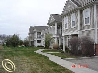 3rd image of 25870 Maritime Cir N