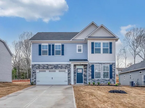 176 Hunter Ridge Dr, Boiling Springs, SC 29316