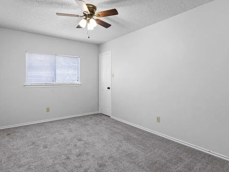 1021 Bridgemont Pl — Photo 10