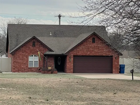 1339 E Ash St, Cushing, OK 74023