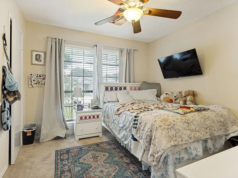 106 E Apollo Rd — Photo 19
