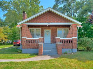 812 Newbern Rd, Pulaski, VA 24301