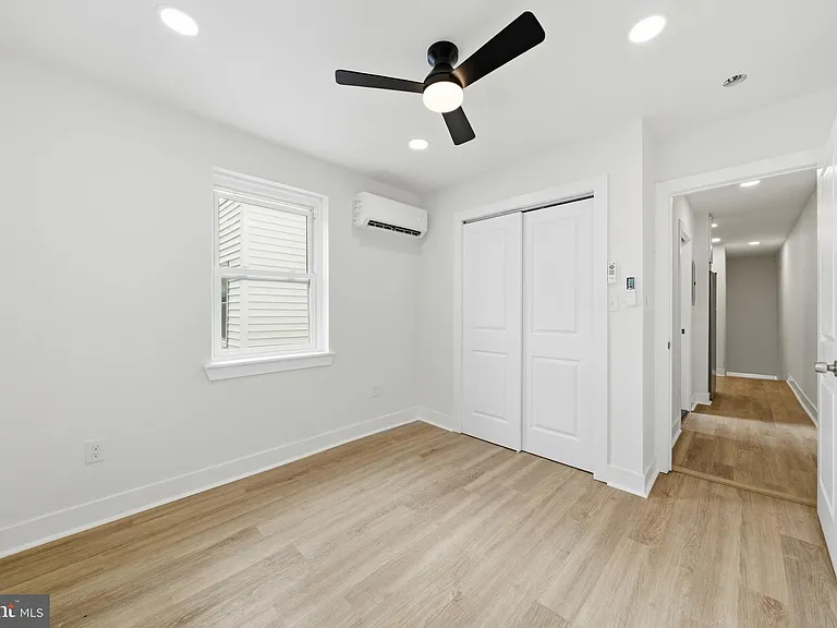 2109 Tasker St #2 — Photo 12