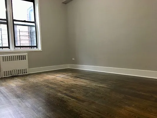 Rented by Premier One Realty LLC | media 6
