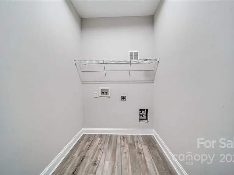 5814 Bradford Lake Ln — Photo 8