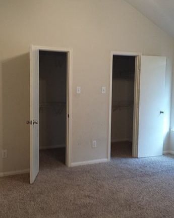 5th image of 3219 Dogwood Springs Dr