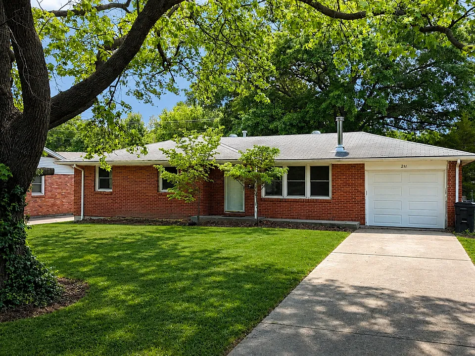 211 Bourn Ave