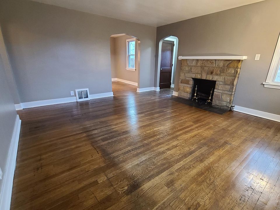 1st image of 308 N 1st St #1