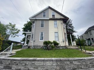 632 S 2nd St, Chambersburg, PA 17201