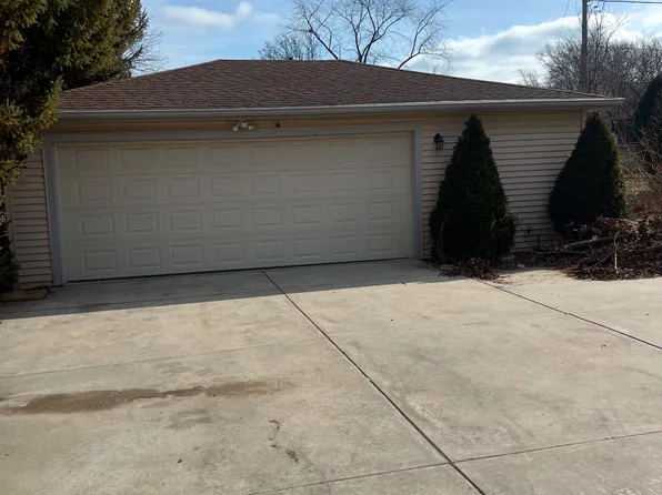 213 Green Bay S, Racine, WI 53406