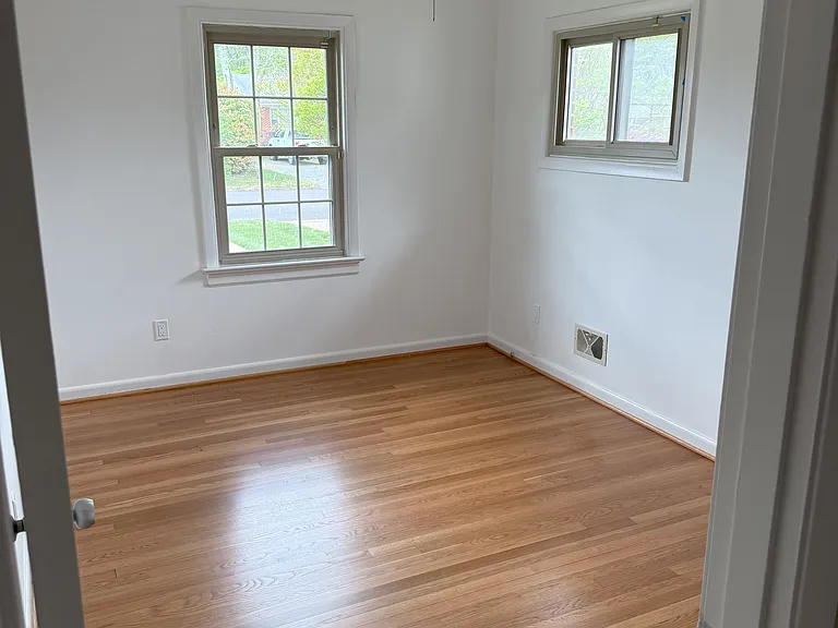 9128 Huron Ave — Photo 24