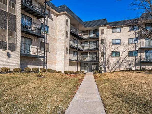 6950 W Forest Preserve Dr APT 204, Norridge, IL 60706
