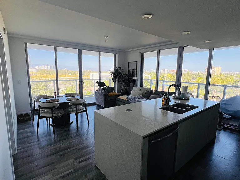 13800 Highland Dr #610 — Photo 11