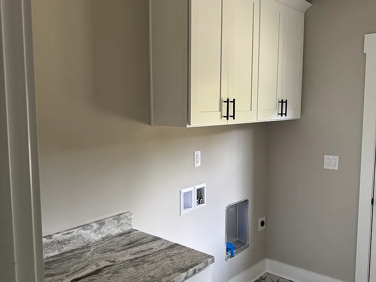 87 Gentry Rd — Photo 5