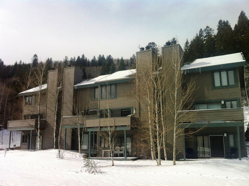 2nd image of 308 Elk Ln #B