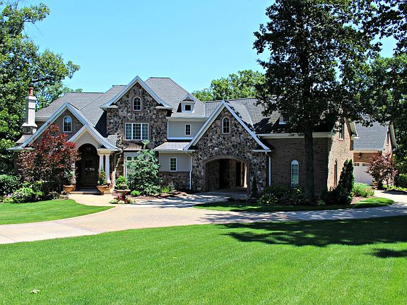 3rd image of 5702 W Forestwood Dr