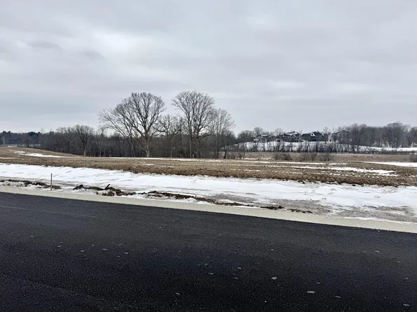 W251 S5411 SAGE COURT, Waukesha, WI 53189
